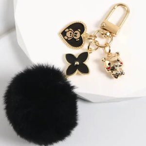 Pom Pom Bag Charm Keychain Purse Teddy Bear Heart Luxury Designer Fuzzy Gold